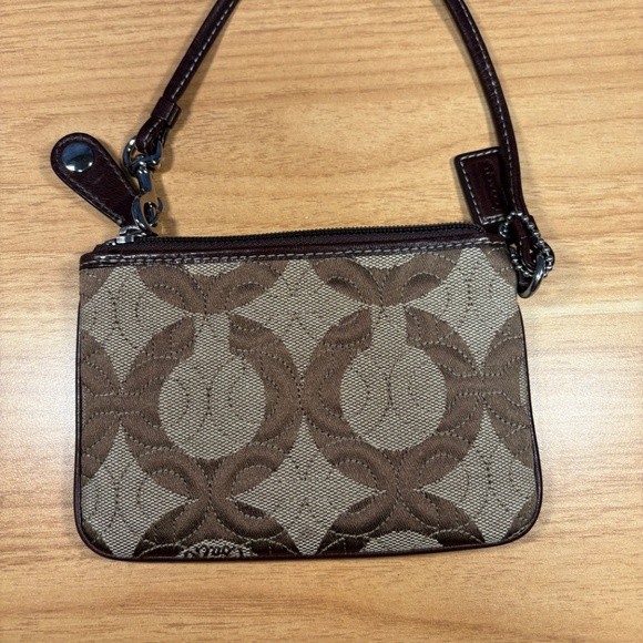 COACH Signature Brown Wristlet With Leather COACH Tag - Picture 2 of 8